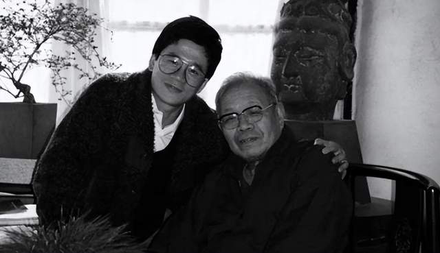 1983年5元一张没人要的画,他豪气买了9000张,如今身价超100亿!