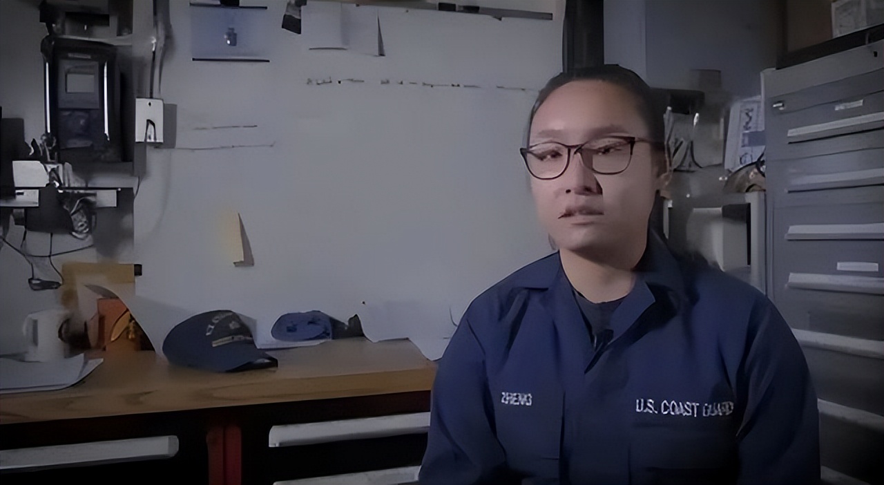 华裔女兵郑浩儿:出生上海,主动在美参军,曾用中文警告我国海军