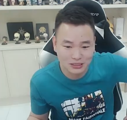 128天没出神话装备?虎牙狂人:我很生气,谁比我倒霉