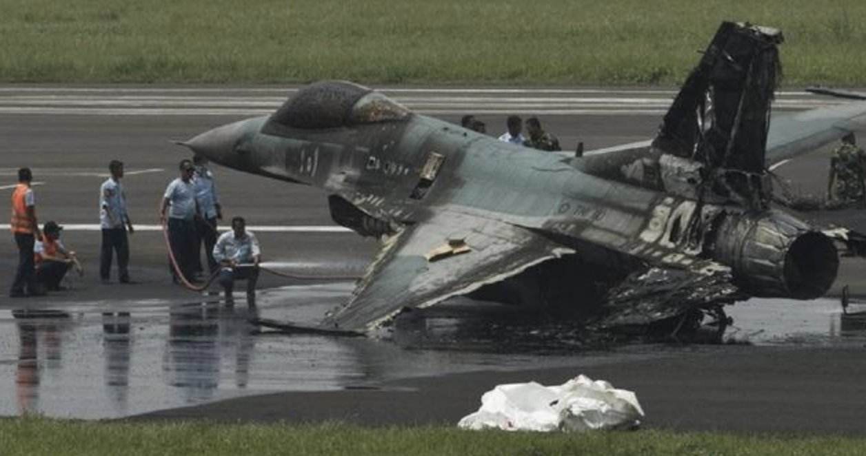 坠毁率达14%,美国f16为何深受多个国家欢迎?一大优势无可取代