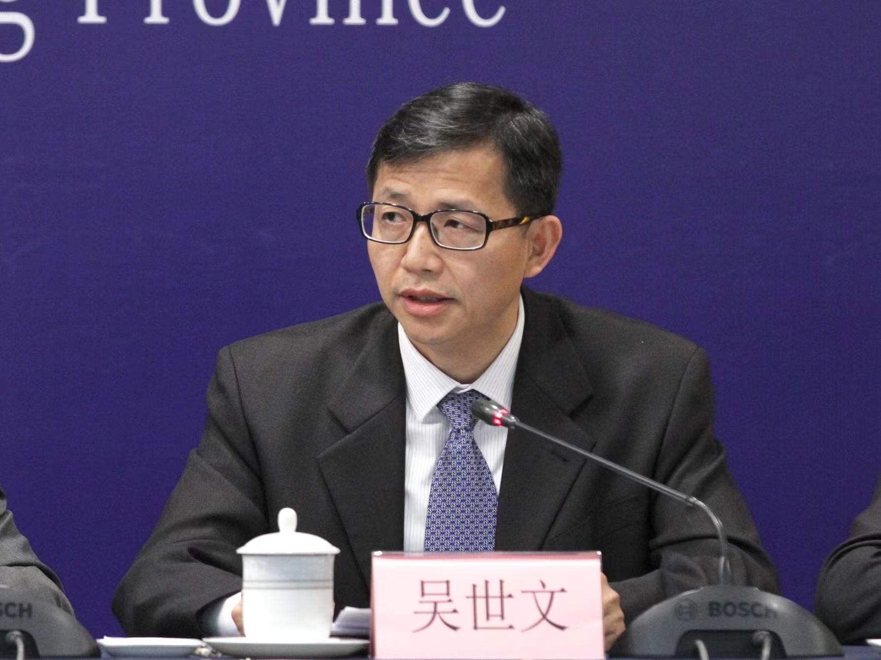 吴世文:大型仪器设施开放共享对广东科技创新强省建设意义重大