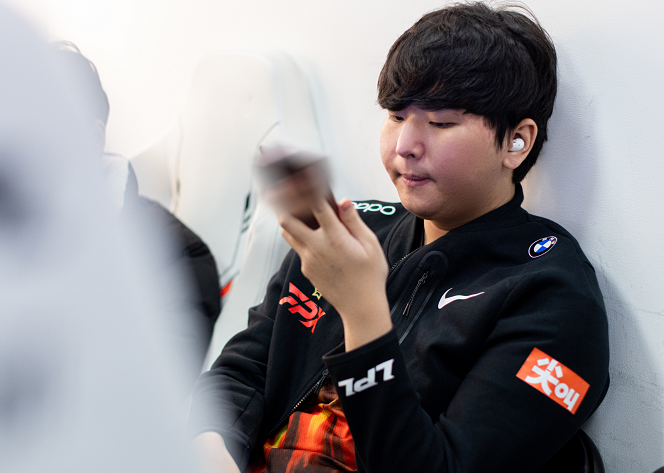 最让fpx粉丝绝望的事情出现了gori虽然很菜但却真的很努力