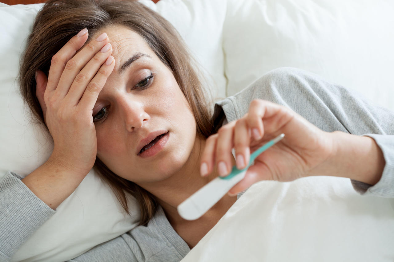 癌细胞发生转移,扩散,身体会有何表现?医生:这5种症状较常见