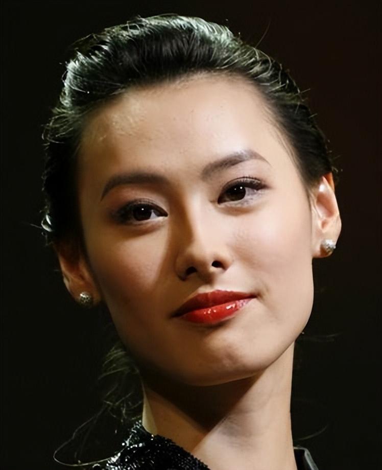 太長臉了這3位女明星都是大長臉卻美得很高級