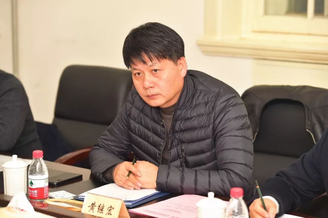 黄继宏的汽车梦:"庞大 众泰",如何破局新生?