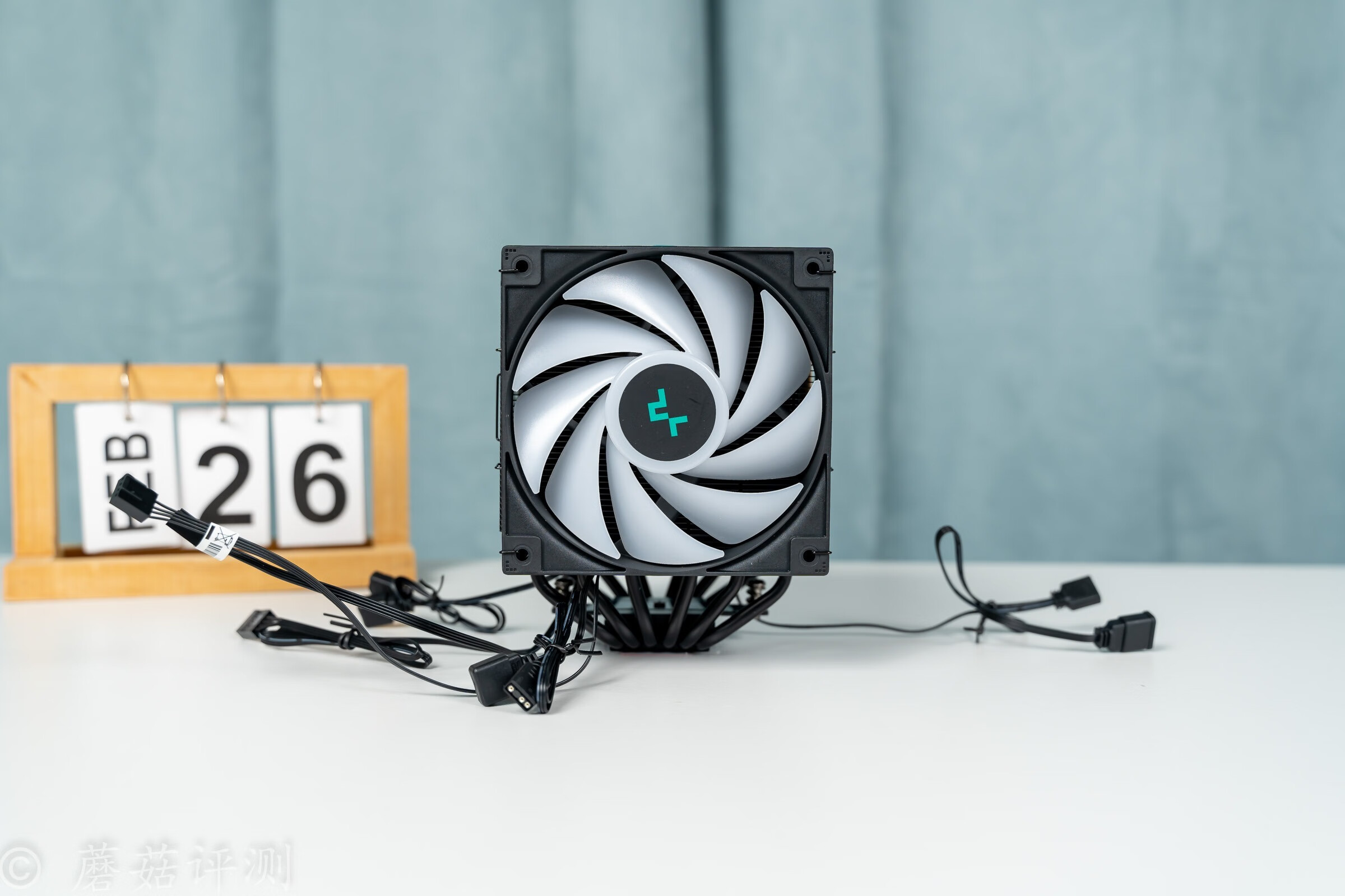 温度监控更直观,兼容性表现优秀,九州风神大霜塔数显散热器评测