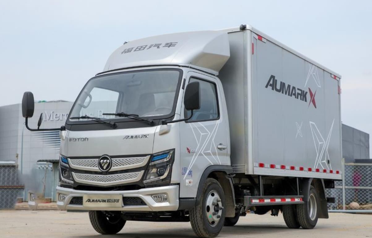 颜值巅峰 动力超群 欧马可x冲击高端轻卡市场