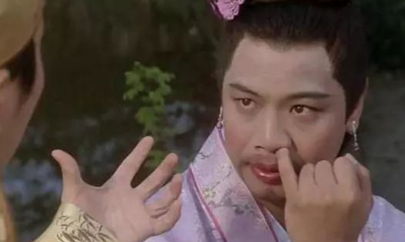 59岁"如花"现状,中风半身瘫痪,跑龙套25年几乎一半是扮演女人