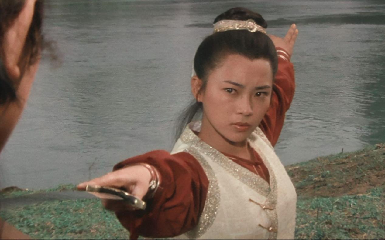 要强的黄秋燕:29岁被李连杰抛弃,靠打工生活,44岁再婚也幸福