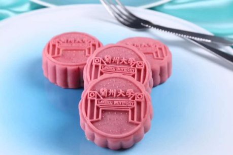 热点|复旦大学推出十一仁月饼，网友：吃起来会不会窜味？