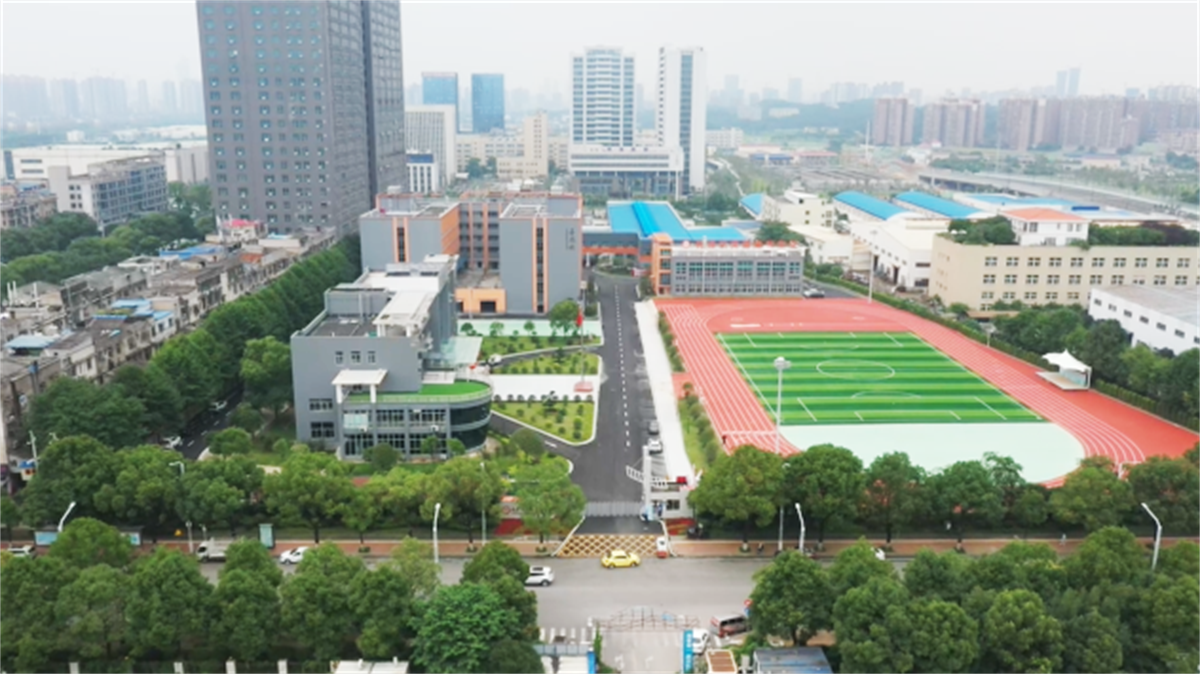 关于长沙复读学校—为您推荐长沙市芙蓉高级中学