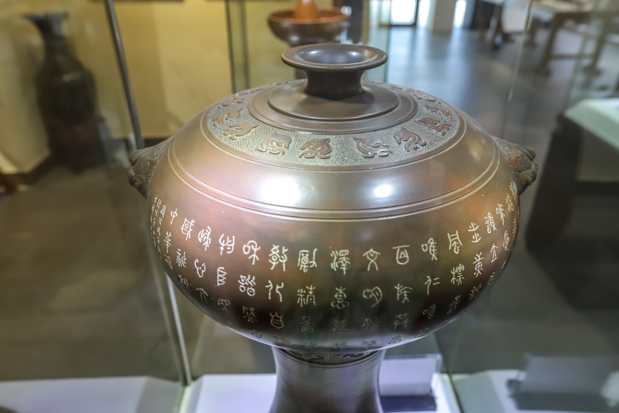 钦州千年古陶城,看非遗代表性传承人,如何制作坭兴陶