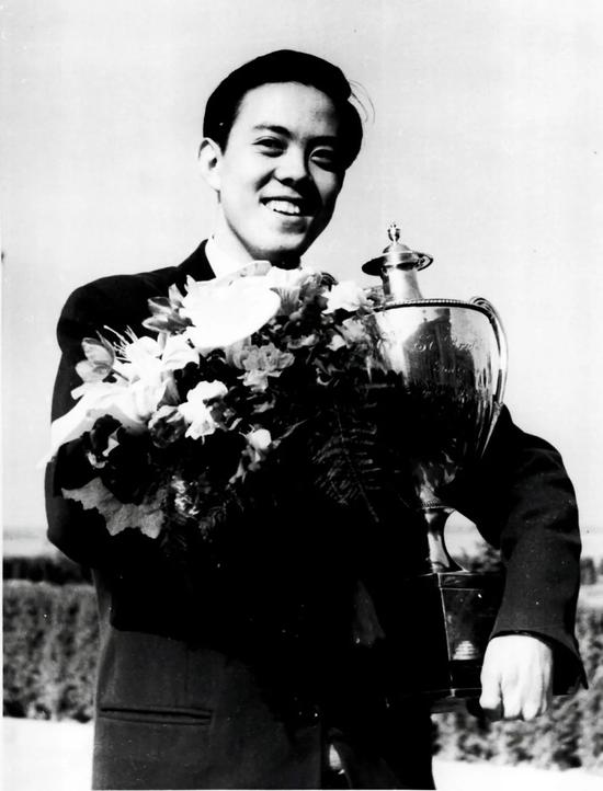 容国团——中国第一个奥运会金牌获得者