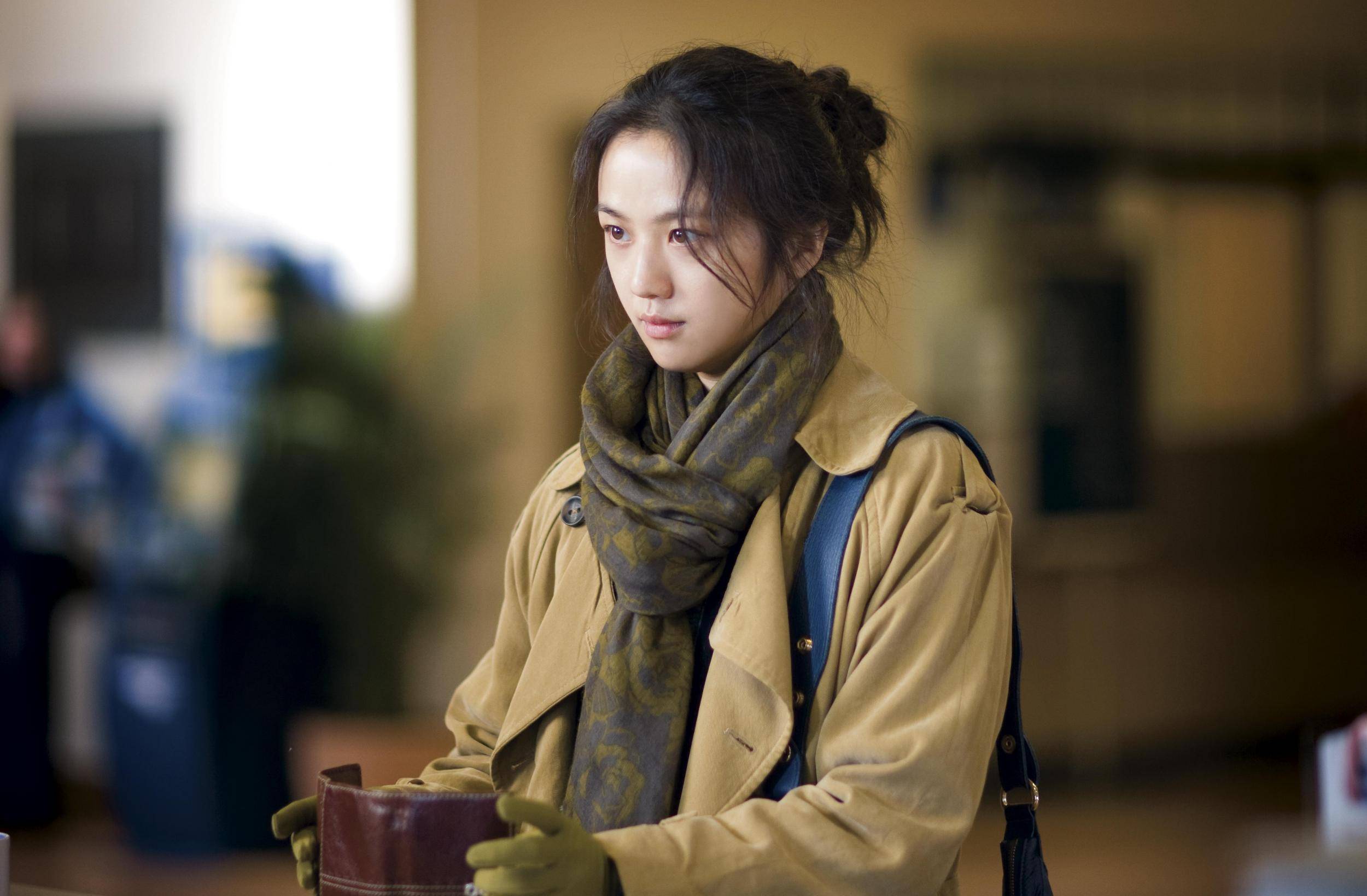 长得漂亮,演技好,曾搭档梁朝伟,44岁的汤唯为什么不瘟不火?