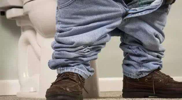 喝酒后拉肚子?可能暗示3个问题,爱喝酒的人,不妨了解