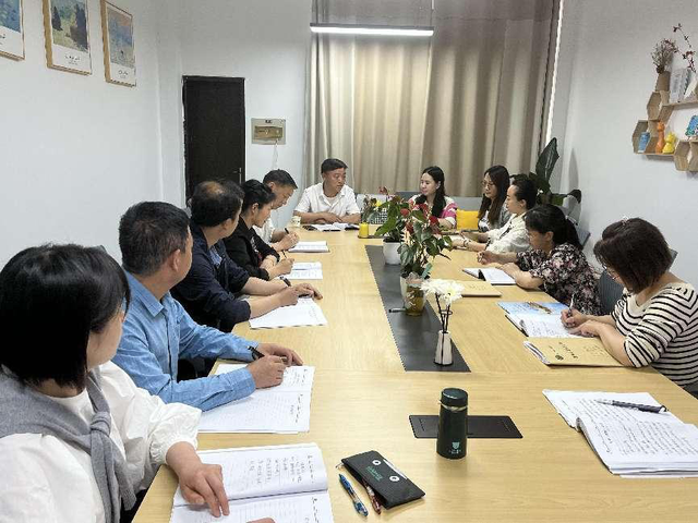 竹山中学两校区记陕西省洛南县城关中学教师跟岗学习交流活动