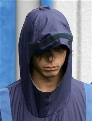 日本一逃犯,一边逃亡一边整容,入狱后因长得太帅被狱友追捧