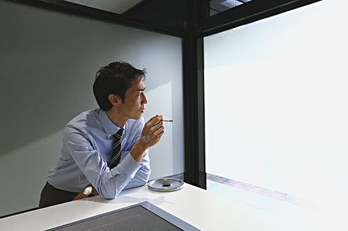 同样是吸烟,日本人却最长寿,他们的吸烟方法,我国烟民也该学学