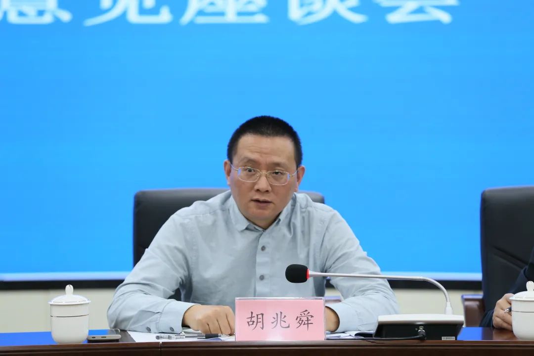 四川省检察院党组副书记,常务副检察长张燕飞一行走访民革四川省委会