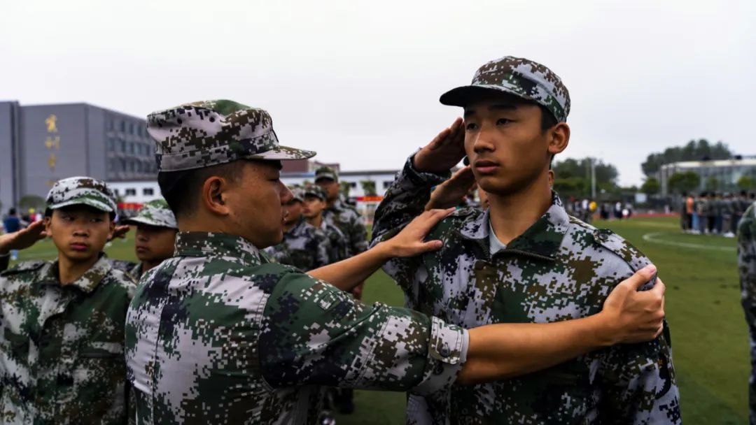 定远高中军训开始,现场图来啦!