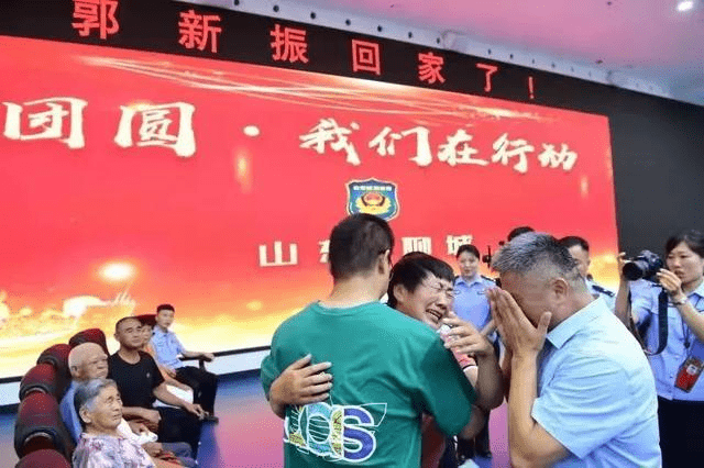 郭刚堂回应小郭振认亲现场没哭 网友:对人生的理解是大彻大悟了