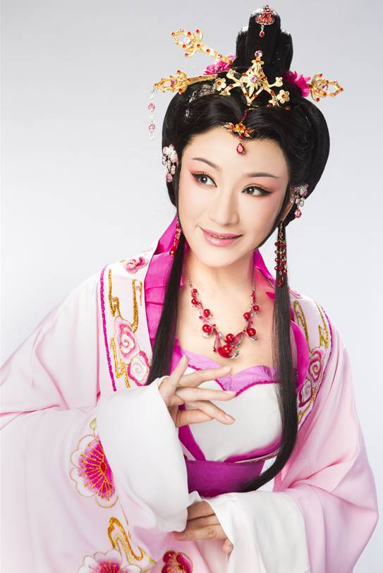 越剧名家王志萍:最红时去日本追随丈夫,她与郑国凤分开泪流满面