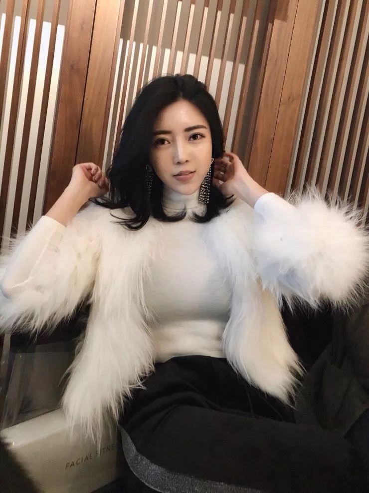 韩国一女主播,漫画腿小蛮腰非常吸睛,好身材背后少不了这项运动