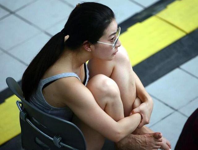 回顾直到霍启刚当上局长,才明白他为啥如此看重郭晶晶,还说是下嫁