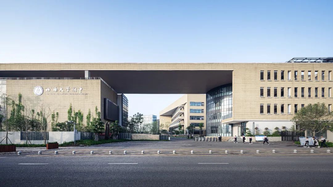 等高线上的校园,西南大学附属中学两江校区设计赏析