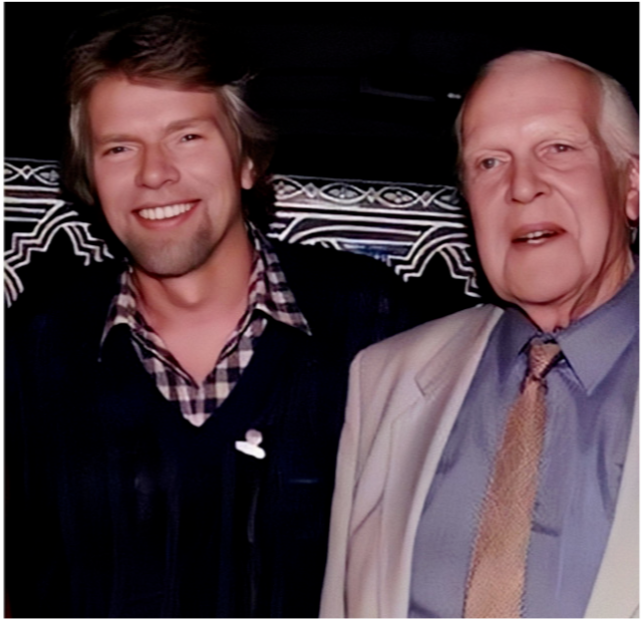 成年之后,不论布兰森再忙也会时常与父母联系.他与父母之间形同朋友.