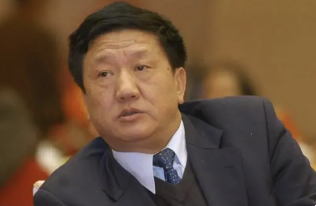 纪实:"巨贪"书记王华元,敛财700多万,用权力抢他人女友