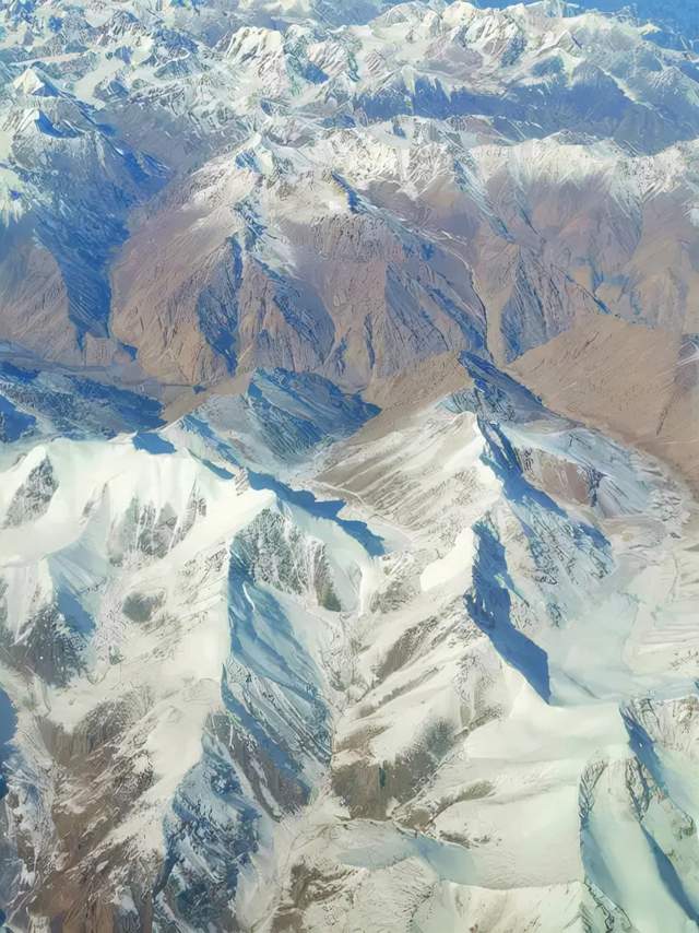 世界最大山系图片
