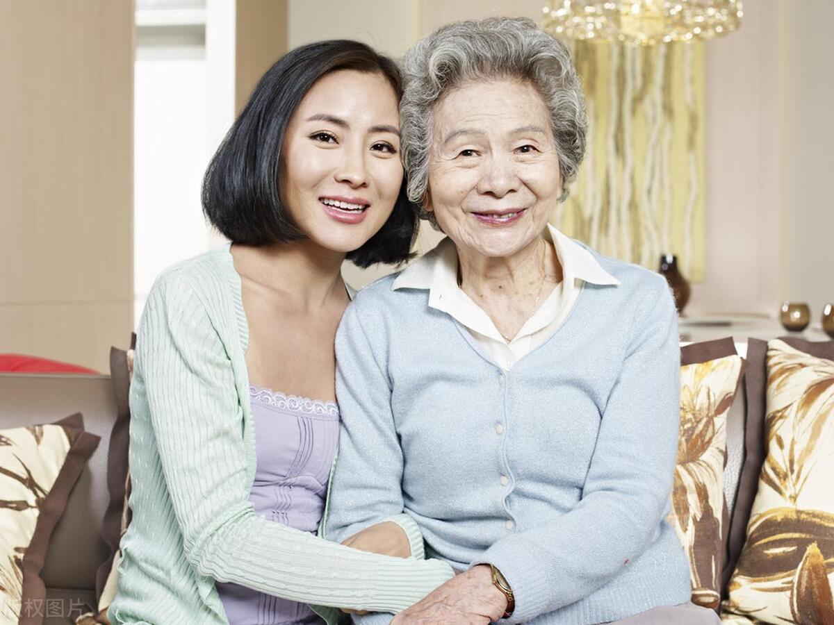 标题五年后儿媳妇发现我们还在为彩礼债而努力她的决定