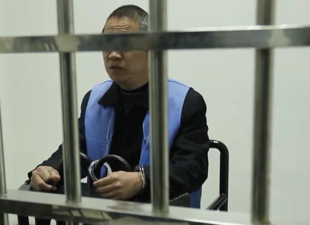 央视曝光不打码间谍案:电磁炮专家泄密,只为让女儿出国留学!