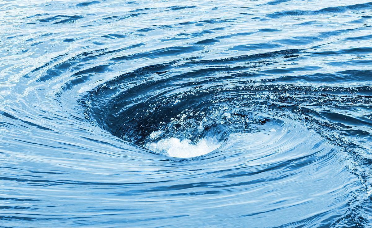 大海的恐怖力量:三种诡异的海洋现象,大家一定要注意