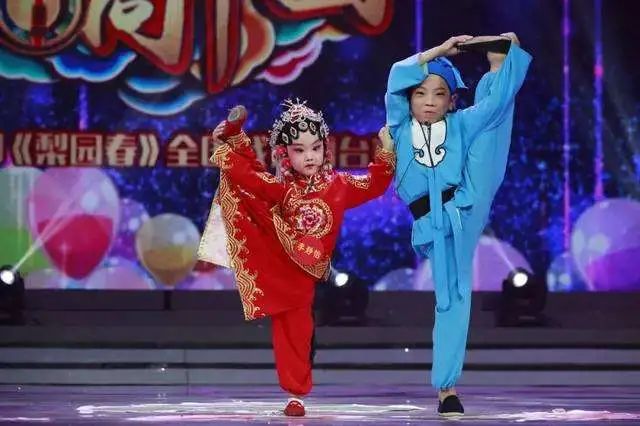 家门口免费看大戏,《梨园春》来栾川县重渡沟了!快带爸妈来看