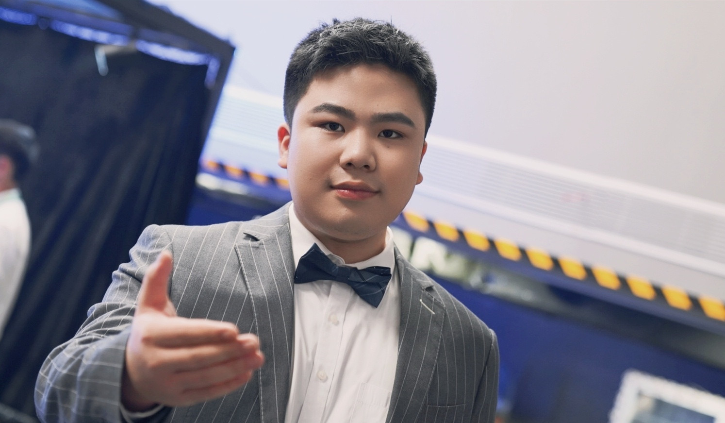 rw训练赛5-0完虐estar,渡劫重回替补,梓轩不愧是"训练赛战神"