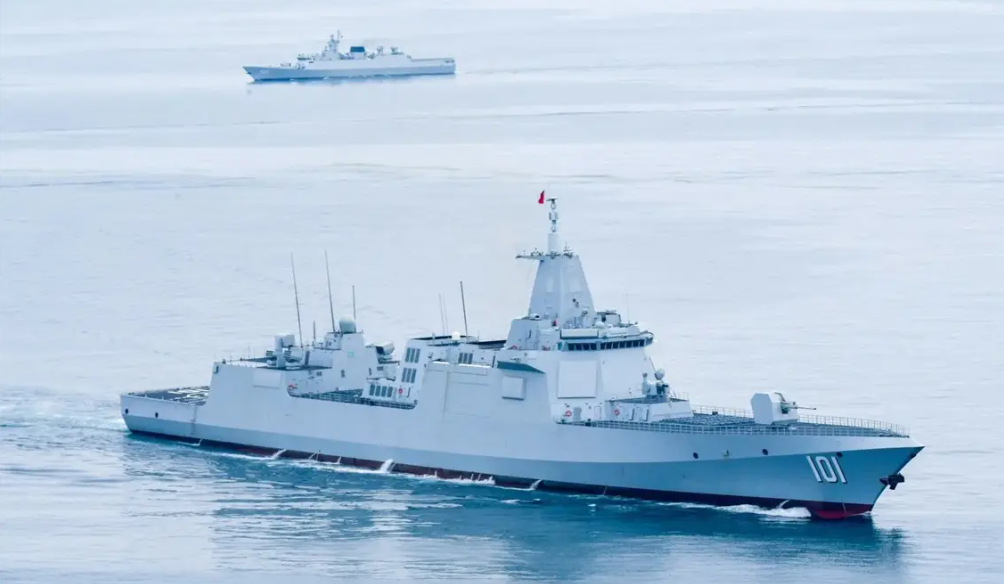 108号"咸阳舰"刷号,首批8艘055全部交付,第二批次或有大惊喜