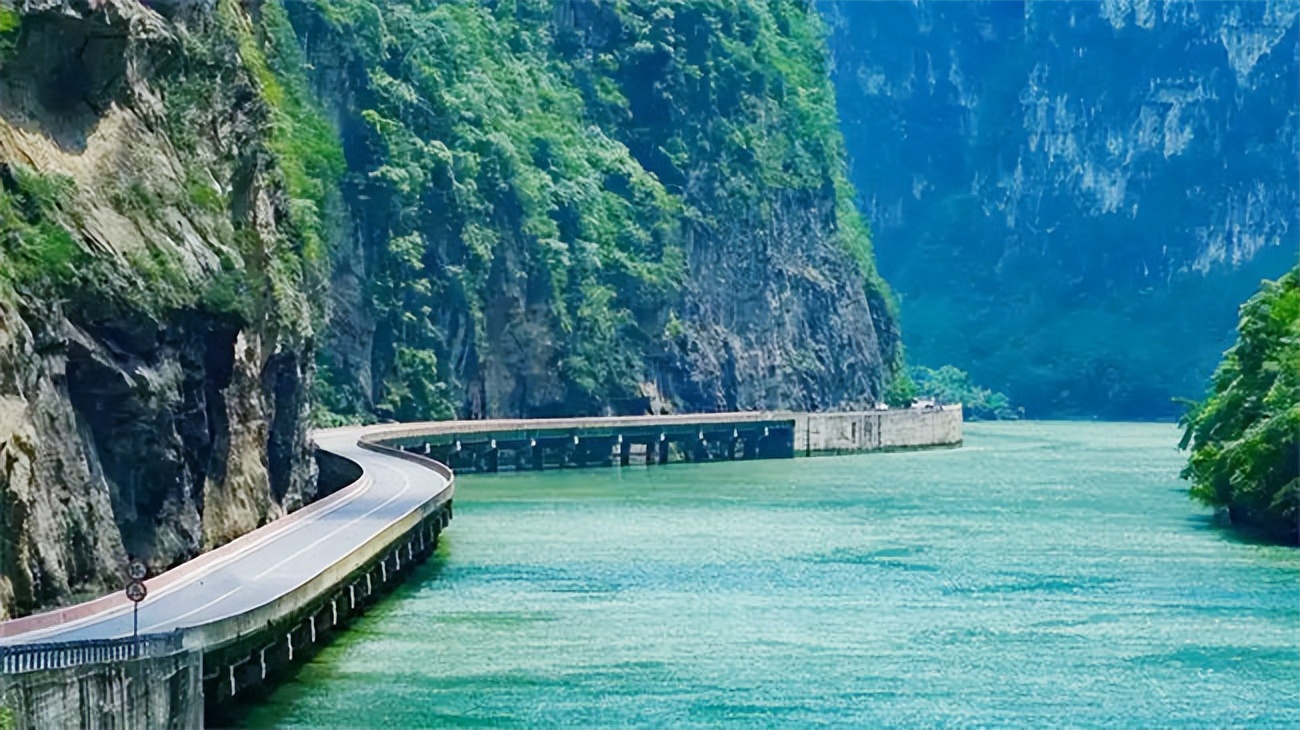 兴山香溪河图片