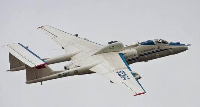 俄罗斯m-55侦察机,飞行高度达21550米,续航达8小时