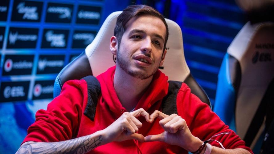 拳打s1mple脚踢kennys,土耳其狠人一招peek打遍fpl