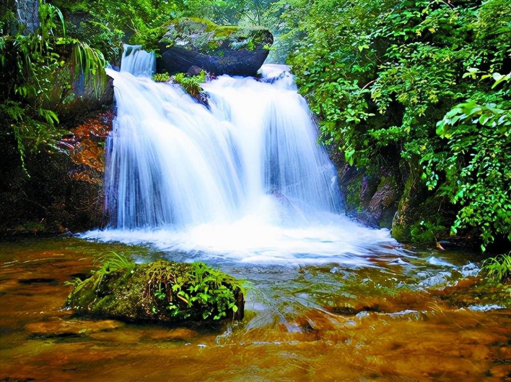 养子沟景区,为纪念唐代英雄樊梨花而建,位于河南省洛阳市,是一个4a级