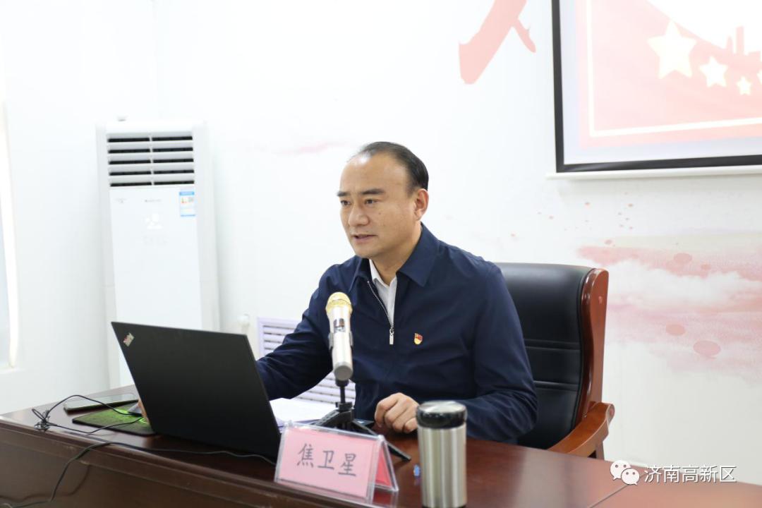 焦卫星到新东佳苑社区宣讲党的十九届五中全会精神