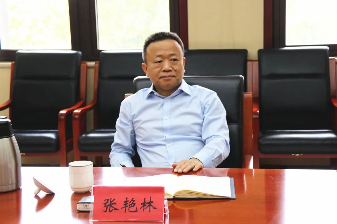 区委常委,区政府党组副书记,常务副区长张艳林到高丽营镇调研