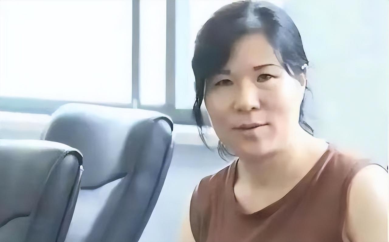 湖南55岁 "巨婴"熊丽:从未工作一天,啃完三任丈夫啃94岁母亲