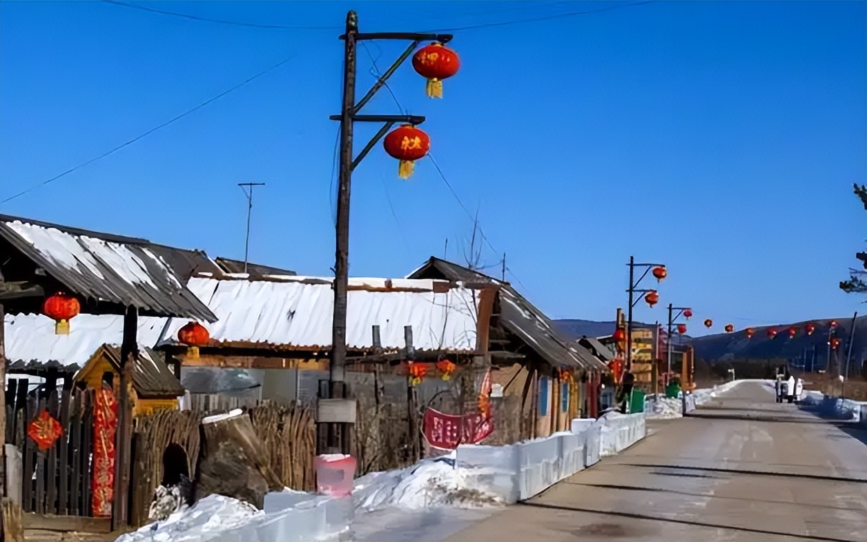 中国之旅:恬静的北疆小村洛古河村,人家虽少烟火气息却浓郁