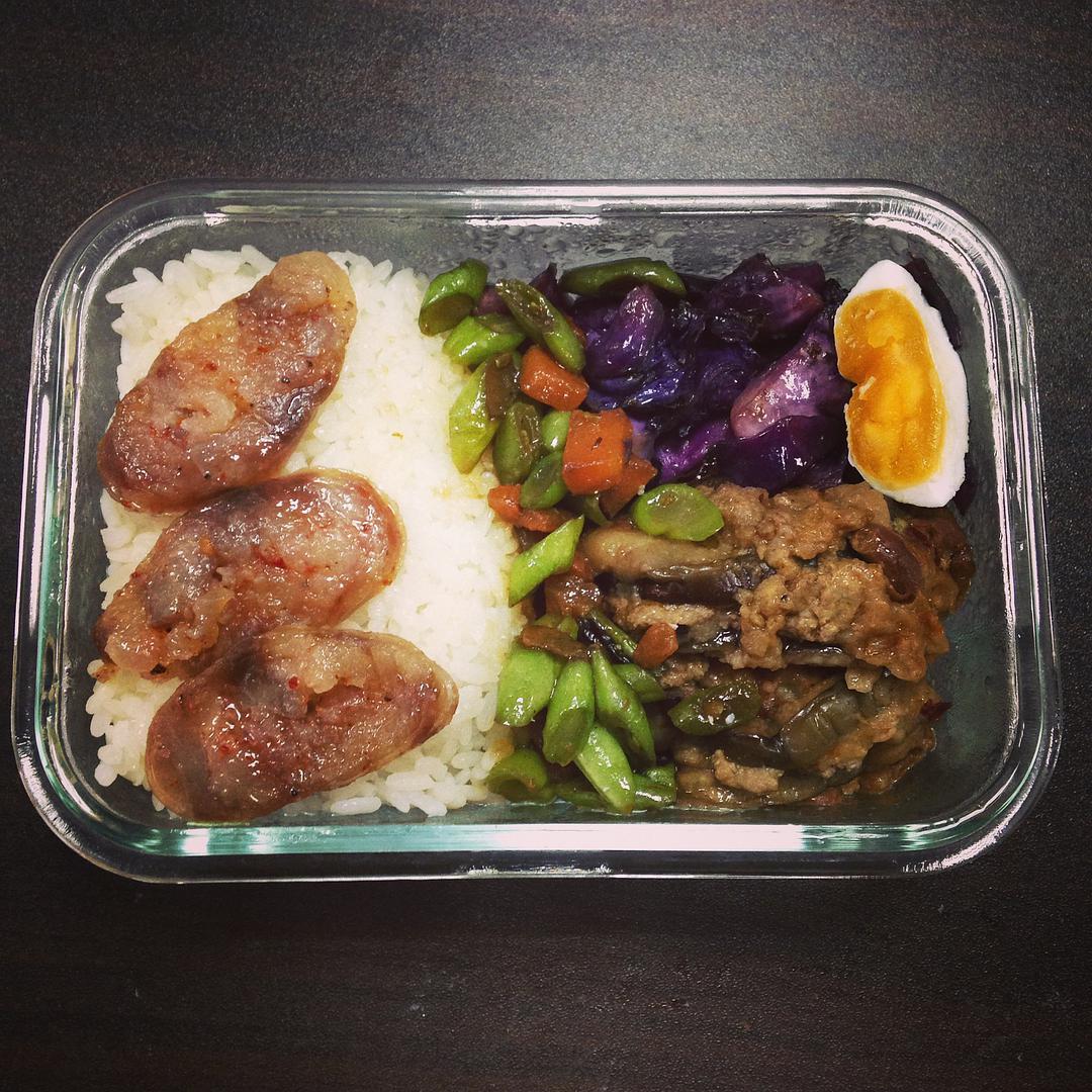 上班族带饭不用愁:不用放冰箱,不用排队等加热,到点就能吃饭