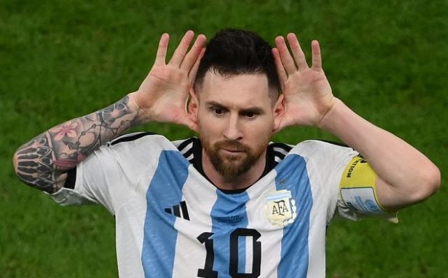 梅西骂人原因曝光!称遭荷兰19号 范加尔挑衅,多次强调互相尊重