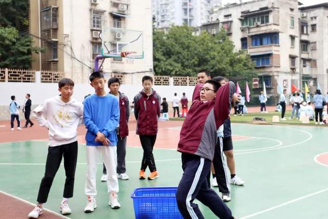 重庆市杨家坪中学b区大成体育文化科技节圆满落幕