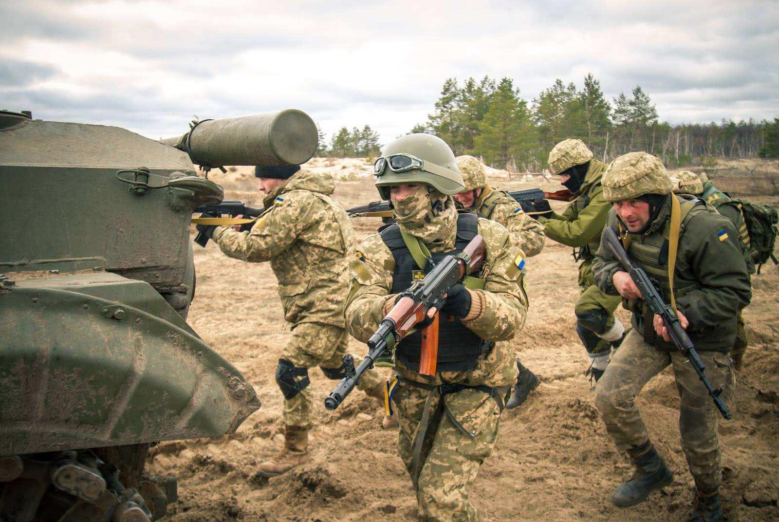 战火突然在俄边境点燃,俄精锐旅雇佣兵阵地遭炮击,报复即将开始
